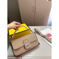 BOLSA FENDI BAGUETE SELLERIA 