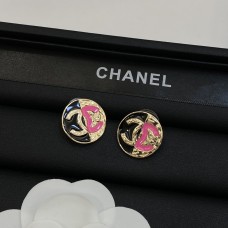 BRINCO CHANEL LOGO 